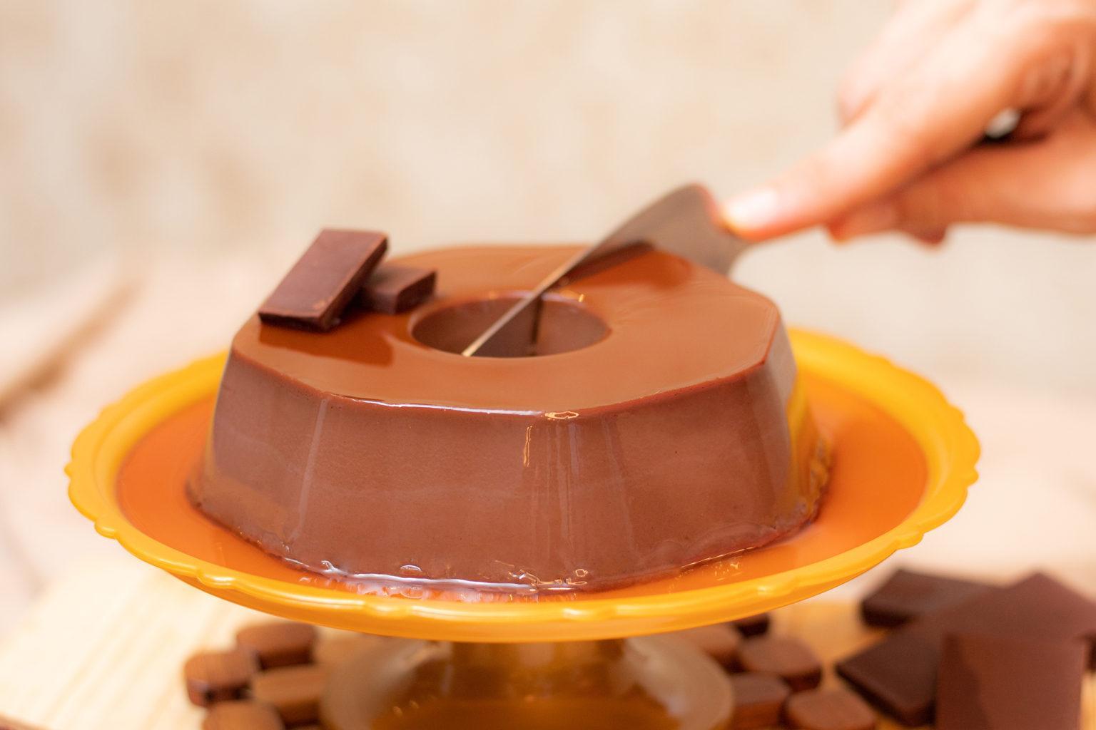 CHOCOLATE MEIO AMARGO